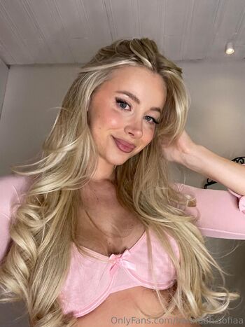 Hannah / hannaah.sofiaa nude photo #26