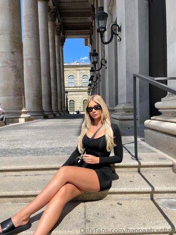 Hannah / hannaah.sofiaa nude photo #39