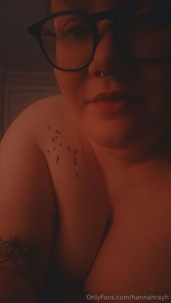 HannahBanana42 / hannahrayh nude photo #20