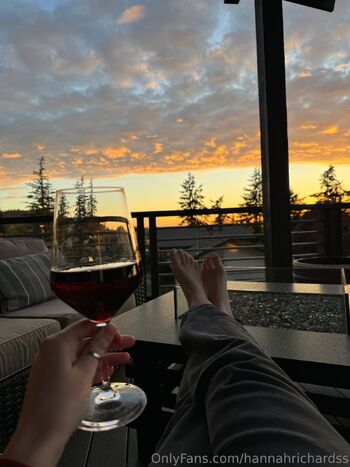 Hannah Richardso / hannahrichardss nude photo #5