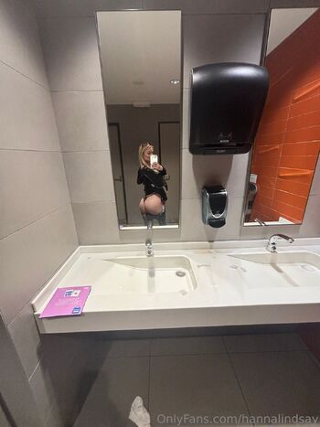 Hanna Lindsa / hannalindsay nude photo #4