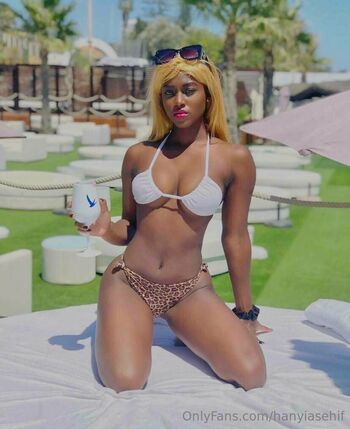 Hanyia Sehi / hanyiasehif nude photo #7