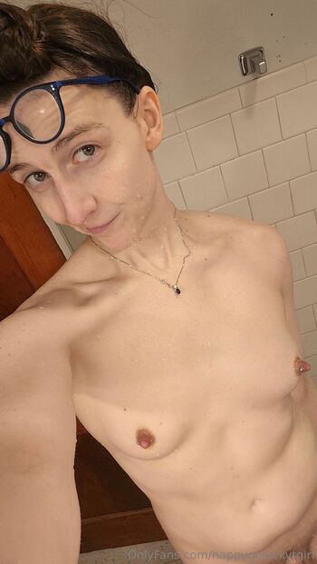 HappyGoLuckyTgir / happygoluckytgirl nude photo #7