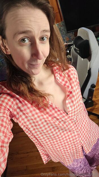 HappyGoLuckyTgir / happygoluckytgirl nude photo #13