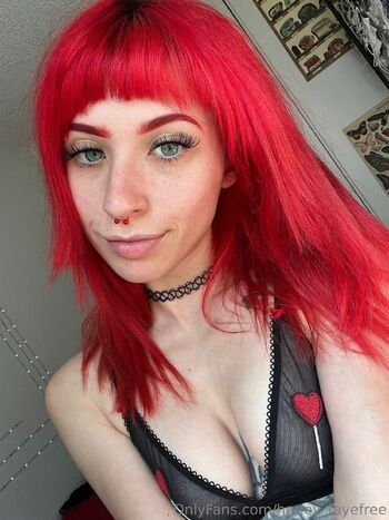 Harley Fay / harley_fayefree / harleyyfayye nude photo #12