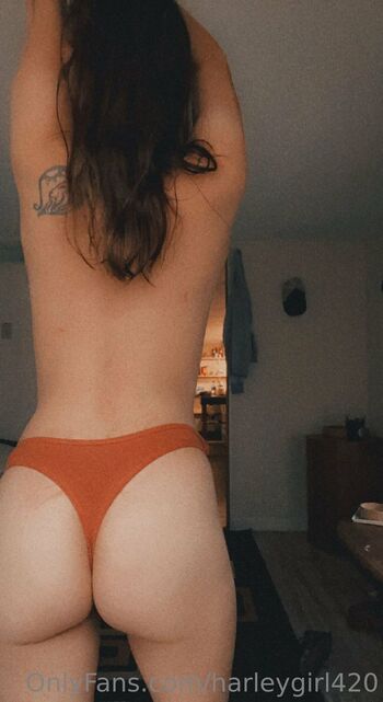 Harle / harleygirl420 nude photo #8