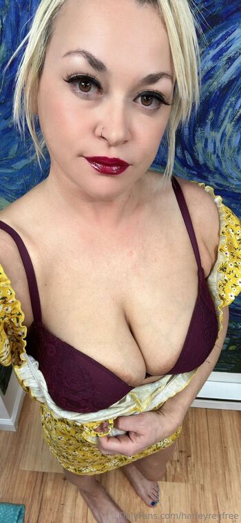 kinky pegging mommy domme HarleyRey / harleyreyfree nude photo #26