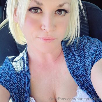 kinky pegging mommy domme HarleyRey / harleyreyfree nude photo #28