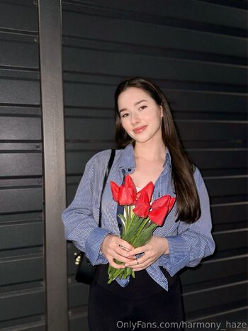 Ella / harmony_haze nude photo #20