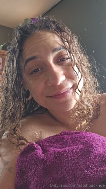 EMM THE CUSTOM VID QUEE / hatchbackhoe nude photo #8