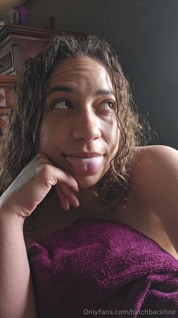 EMM THE CUSTOM VID QUEE / hatchbackhoe nude photo #10