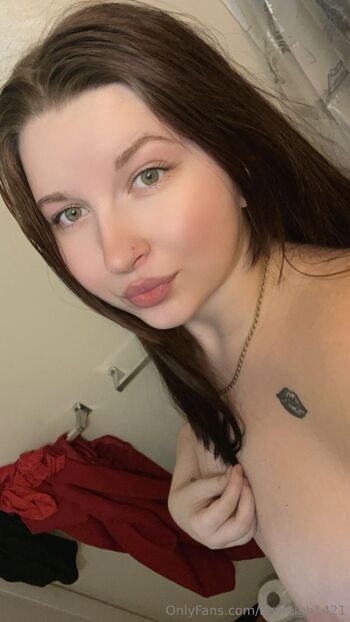 Hayleig / hayleigh1421 nude photo #16