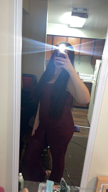 Hayleig / hayleigh1421 nude photo #27