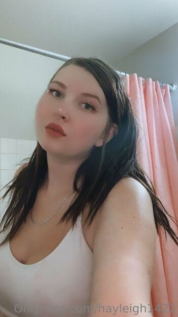 Hayleig / hayleigh1421 nude photo #31