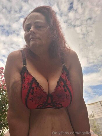 Haylieej / haylieejfree nude photo #32
