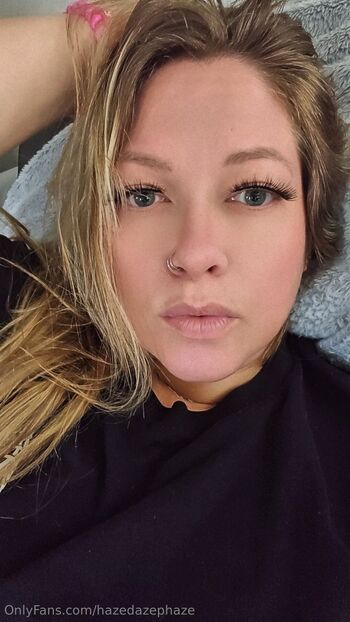 Dazey / hazedazephaze nude photo #18