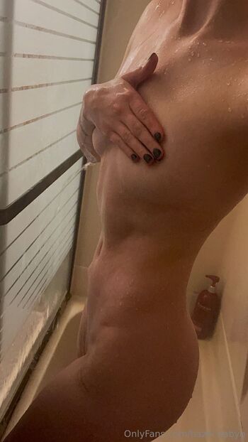 Haze / hazel.baby.g nude photo #29