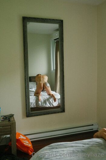 Hazeyhaze / hazeyhaze / millionyearcarbon nude photo #30