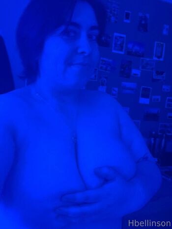 Hannah B / hbellinson nude photo #17