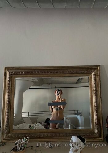 H / hdestinyxxx nude photo #11