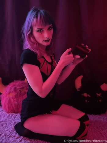 HeartFir / heartfirecams nude photo #10