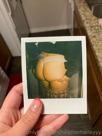 Heather Harle / heatherharleyyy nude photo #10