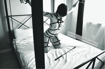 Hecat / hecatekneels nude photo #6