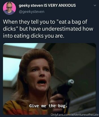 Hecat / hecatekneels nude photo #19