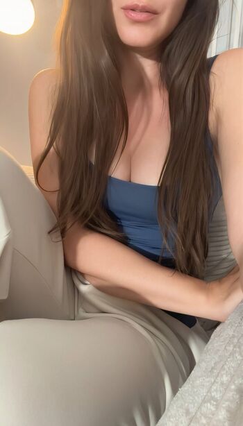 Heidi Baue / heidibauer nude photo #1