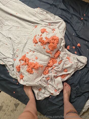 Heidi Hartmann - FRE / heidihartmann77 / heidi_hartmann7 nude photo #12