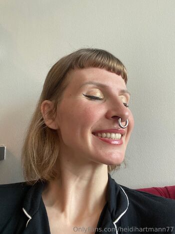 Heidi Hartmann - FRE / heidihartmann77 / heidi_hartmann7 nude photo #16
