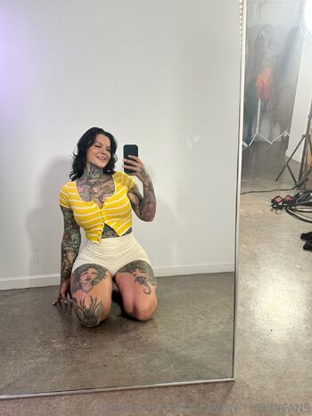 HEIDI LAVON VIRAL COSPLAYER / heidilavon nude photo #1