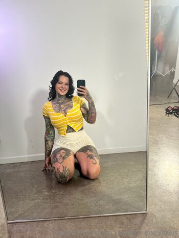 HEIDI LAVON VIRAL COSPLAYER / heidilavon nude photo #2