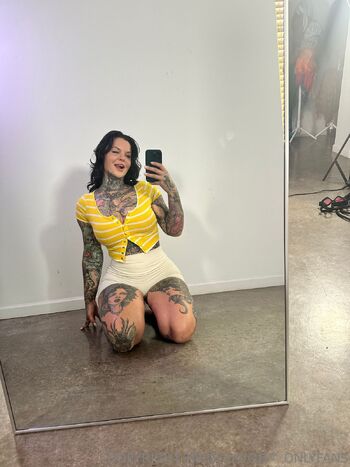 HEIDI LAVON VIRAL COSPLAYER / heidilavon nude photo #3