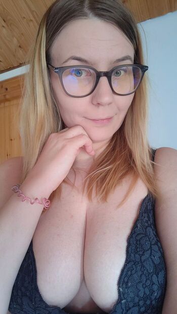 Helin / heline nude photo #9