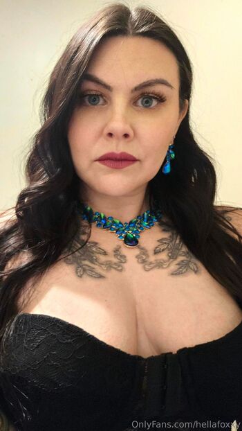 Hella Foxx / hellafoxxy nude photo #16