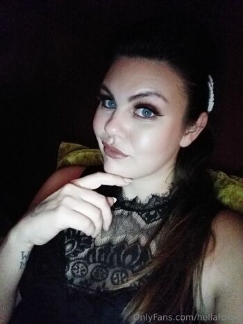 Hella Foxx / hellafoxxy nude photo #24