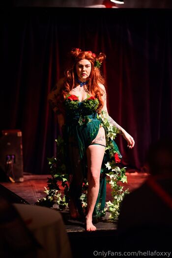 Hella Foxx / hellafoxxy nude photo #27