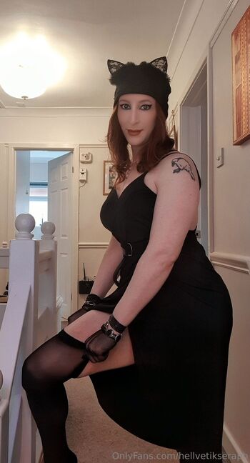 Hellvetika San Serap / hellvetikseraph nude photo #7