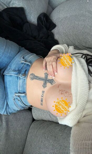 heluvmellybb / heluvmellybby nude photo #16