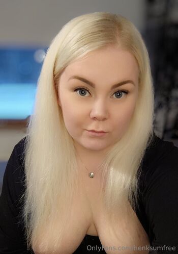 MariTfre / henksumfree nude photo #3