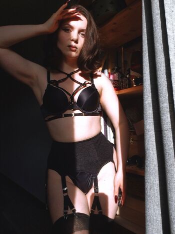 Hera / hera_in nude photo #17