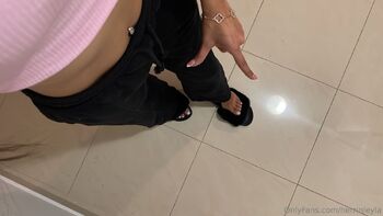 Queen Leyla / herrinleyla nude photo #9