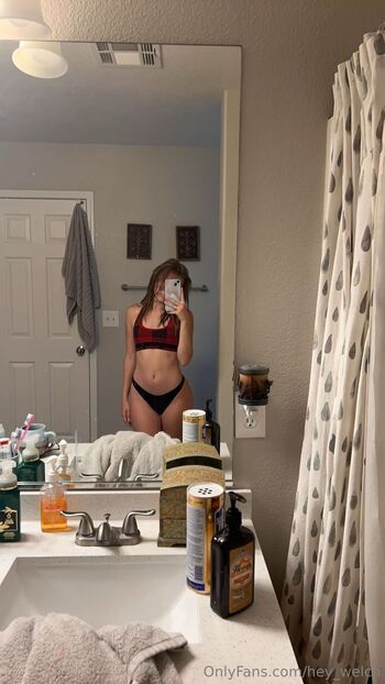 Haliey / hey_welch nude photo #13