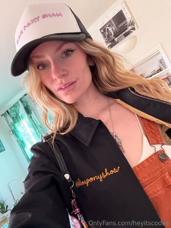 Cody Renee Camero / heyitscodee nude photo #24