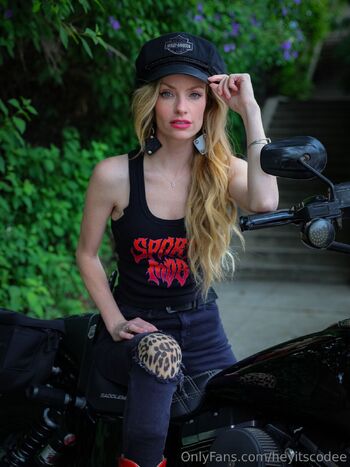 Cody Renee Camero / heyitscodee nude photo #26