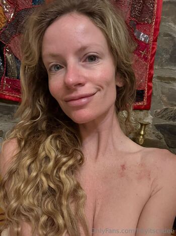 Cody Renee Camero / heyitscodee nude photo #27