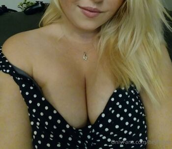 Hey, its Zee / heyitszee nude photo #13