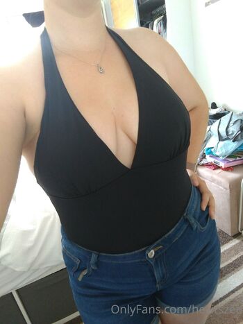 Hey, its Zee / heyitszee nude photo #22