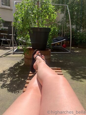 Bell / higharches_bella nude photo #23